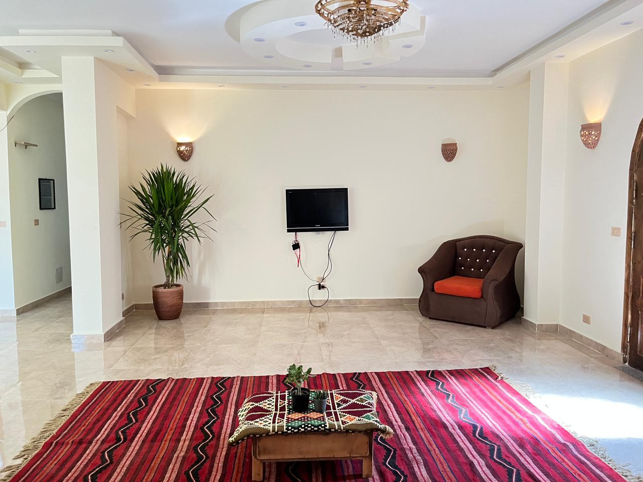 3 bedrooms apartment first row