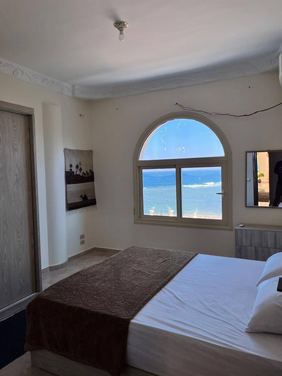 3 bedrooms apartment first row