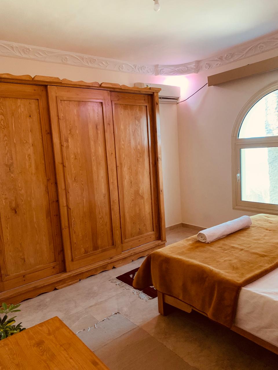 3 bedrooms apartment first line Assalah