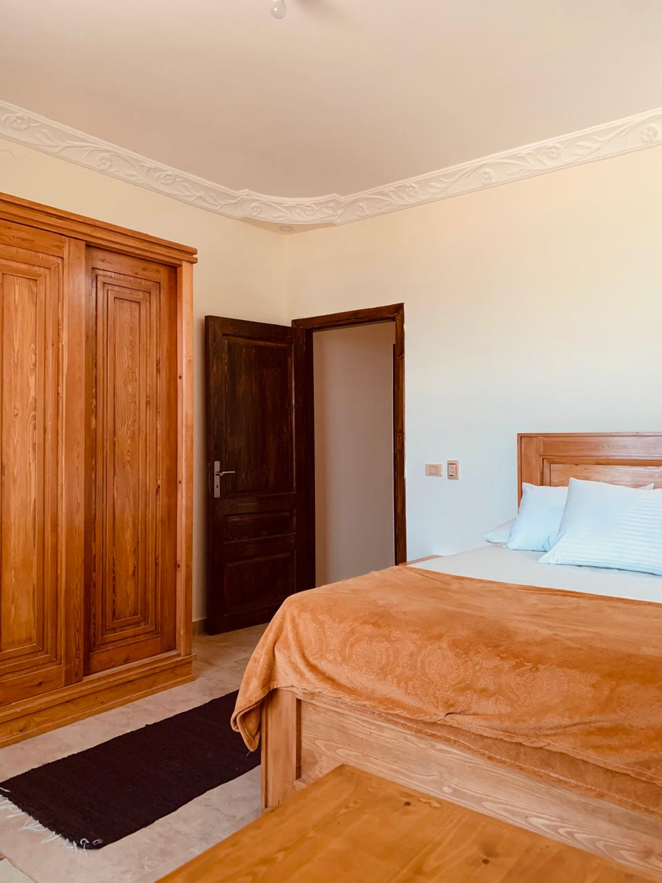 3 bedrooms apartment first line Assalah